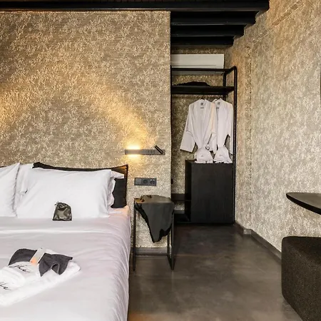 She Mykonos Boutique 호텔 3*