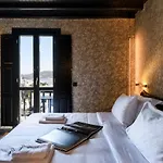 She Mykonos Boutique