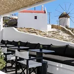 酒店 She Mykonos Boutique 3*