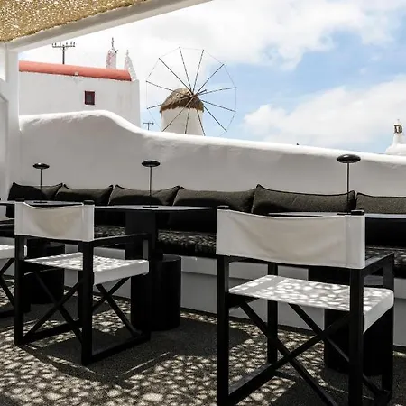 She Mykonos Boutique 3*