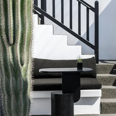 She Mykonos Boutique Hotel