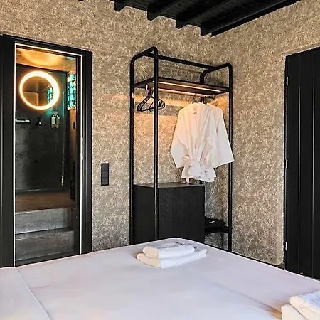 She Mykonos Boutique Hotel 3*