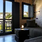 She Mykonos Boutique 3*