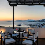 She Mykonos Boutique 3*